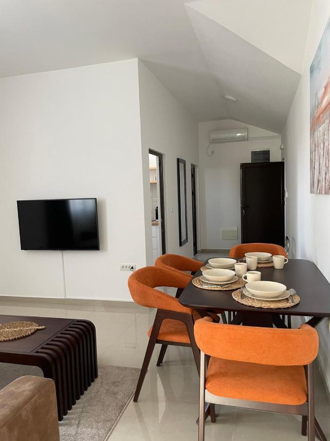 Morpheus Apartmani Sremska Mitrovica Exterior foto